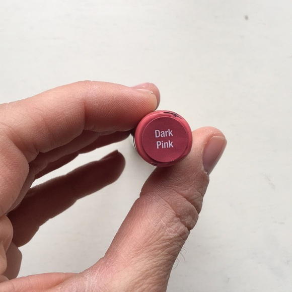 Lipsense Dark Pink - Picture 2 of 3